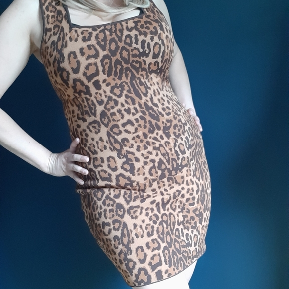 Bar III Dresses & Skirts - Bar 3 leopard dress